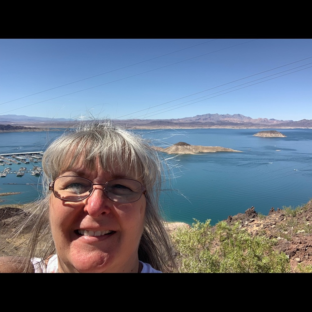 Meet your Posher, Michele